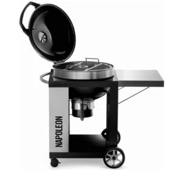 Barbecue à Charbon De Bois Napoleon Rodéo Pro 57 Cm Sur Chariot -Le Monde du Barbecue Soldes Boutique barbecue napoleon rodeo pro 57 sur chariot capot ouvert min