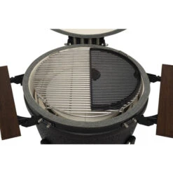 Plaque En Fonte Réversible Demi-lune Pour Kamado The Bastard Large -Le Monde du Barbecue Soldes Boutique bb554 plaque fonte demi lune kamado the bastard large ambiance