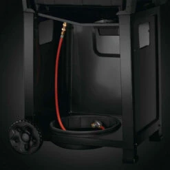 Barbecue à Gaz Napoleon Freestyle F425SBPGT 4 Brûleurs + Réchaud -Le Monde du Barbecue Soldes Boutique f425sbpgt fr barbecue gaz napoleon freestyle f425sbpgt chariot