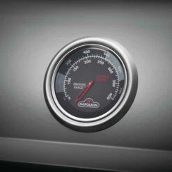 Barbecue à Gaz Napoleon Freestyle F425SBPGT 4 Brûleurs + Réchaud -Le Monde du Barbecue Soldes Boutique f425sbpgt fr barbecue gaz napoleon freestyle f425sbpgt thermometre